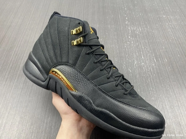 1st Kicks Taxi Black CT8013-071 Jordan Air 12 0727